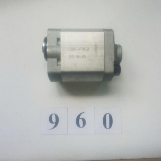 Шестеренний насос Well Kraft для підйомника Safe3040 (960)
