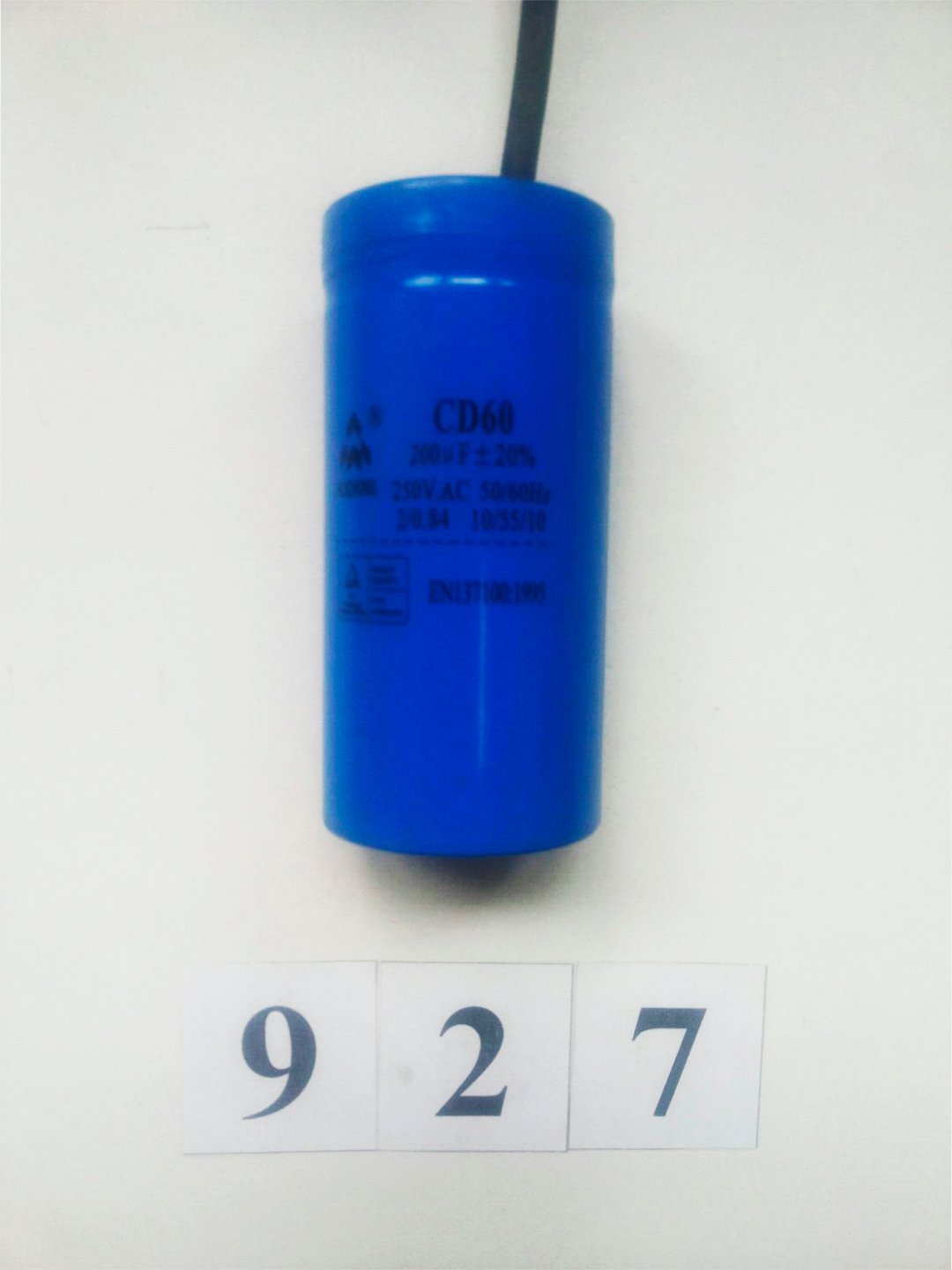 Пусковий конденсатор CD60 200 µF для компресора WK 0.25/8 220В (927)